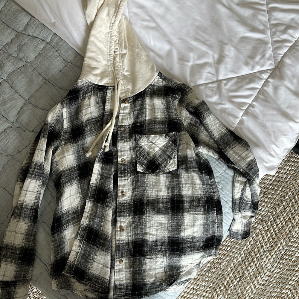 Walmart black and cream flannel hoodie